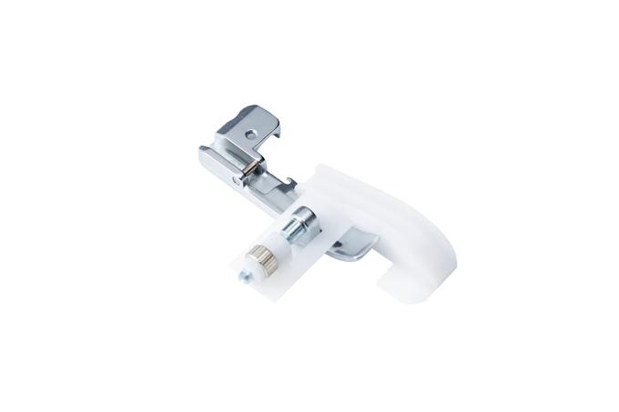 Brother pearl foot attachment for sewing machine with adjustable guide