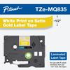 Cartucho de cinta de etiquetas laminadas Brother P-touch TZe-MQ835 con impresión blanca sobre dorado satinado