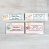Muestras de cintas de etiquetas Brother TZe con nombres personalizados y diseños decorativos